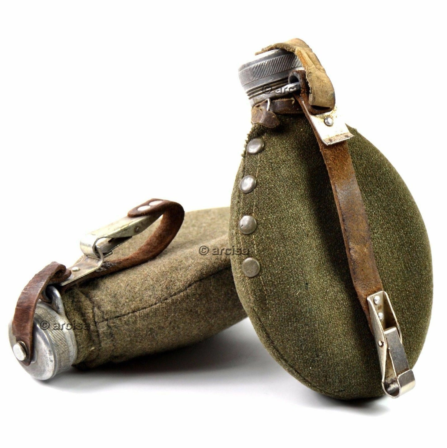 Švedijos kariuomenės vintažinė gertuvė su metaliniu kamštuku, aliumininė, vilnos apvalkalas, 750ml, WWII stilius.