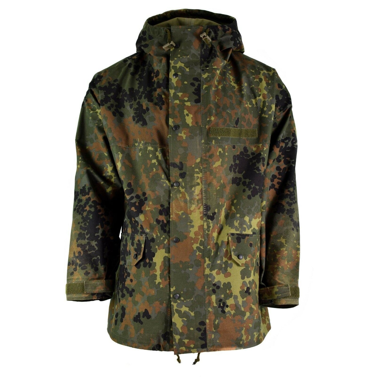 Vokietijos kariuomenės neperšlampama GoreTex striukė Flecktarn marginimo, su gobtuvu ir reguliuojamais rankogaliais.