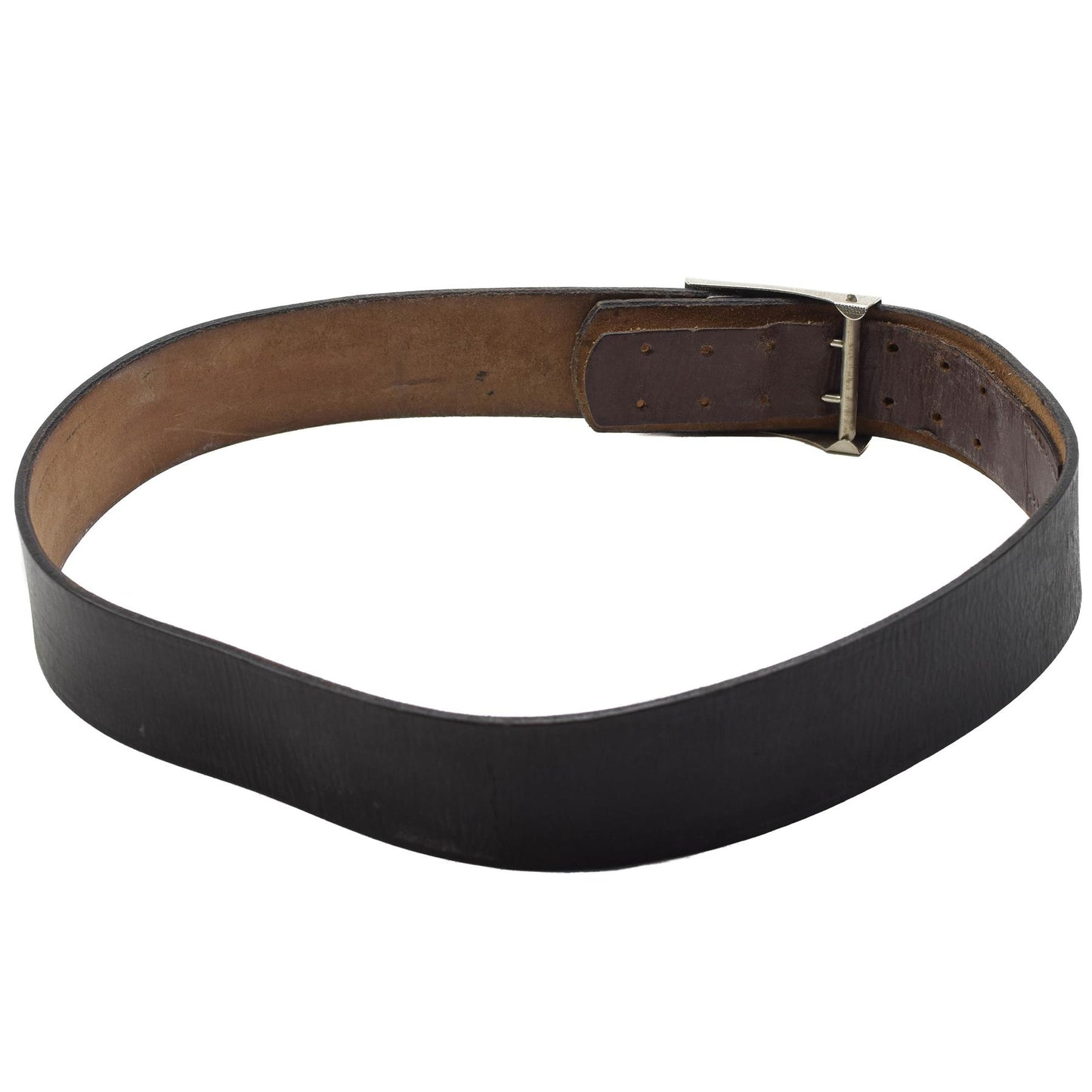 Rytų Vokietijos kariuomenės odinis diržas su spaustukine sagtimi juodas