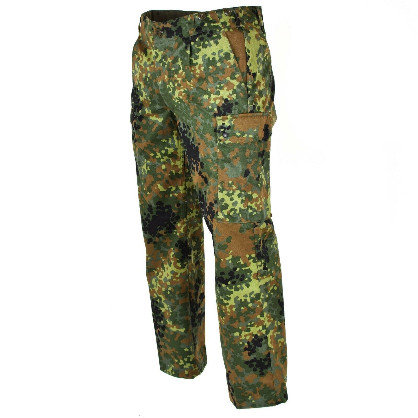 Vokiečių kariuomenės lauko uniformos kelnės Flecktarn marginimo su daugybe kišenių ir kamufliažo raštu.