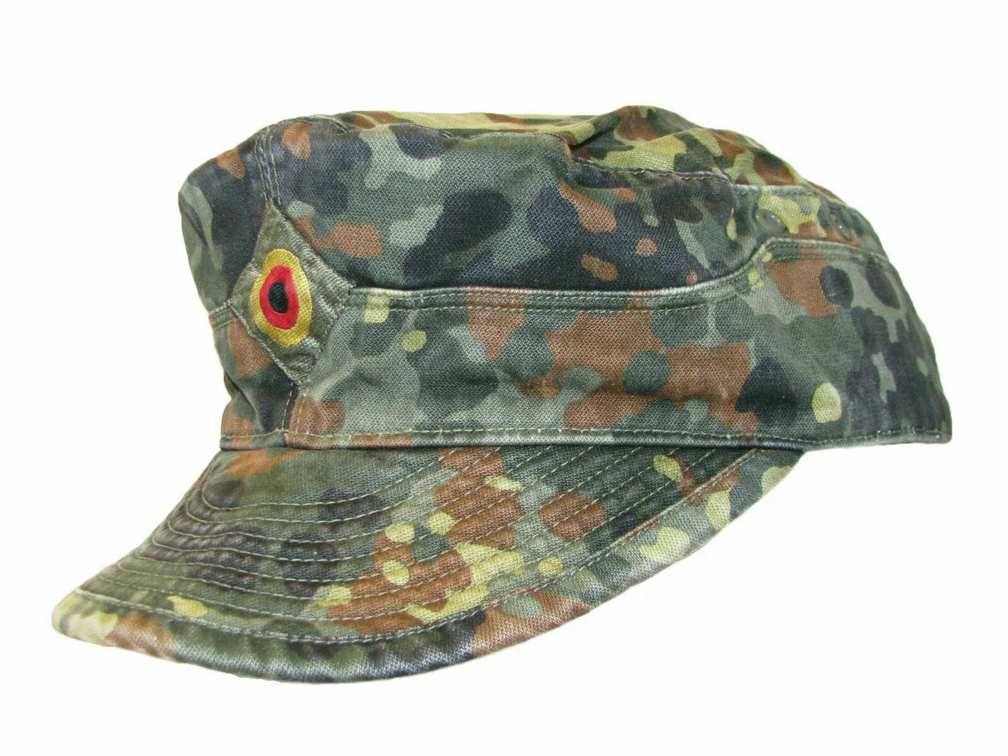 Vokietijos kariuomenės kepurė su snapeliu Flecktarn marginimo, autentiška Bundesvero kamufliažo kepuraitė.