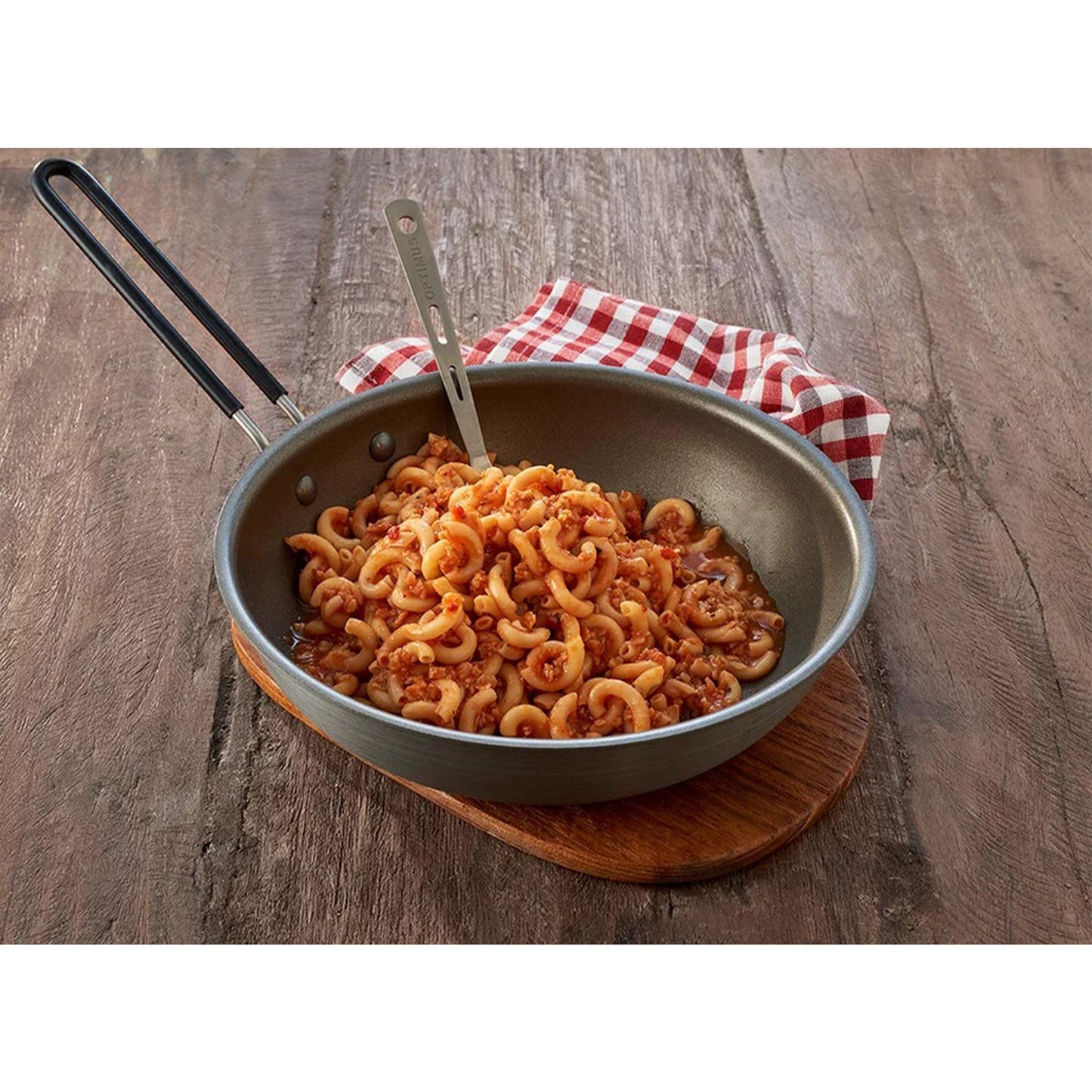 Trek'N Eat vegetariški Bolonijos makaronai stovyklavimui – dehidratuotas, skanus vegetariškas lauko maistas.