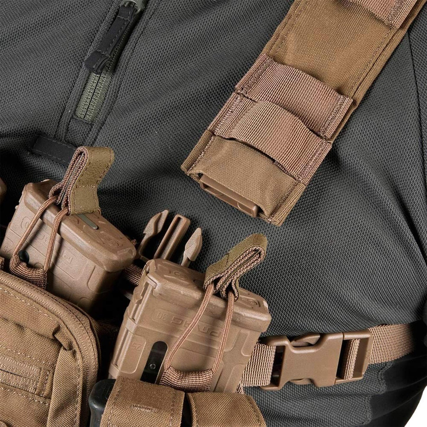 Helikon-Tex Chest Rig treniruočių taktinė liemenė Multicam, modulinė MOLLE sistema, reguliuojami dirželiai, patvari medžiaga.