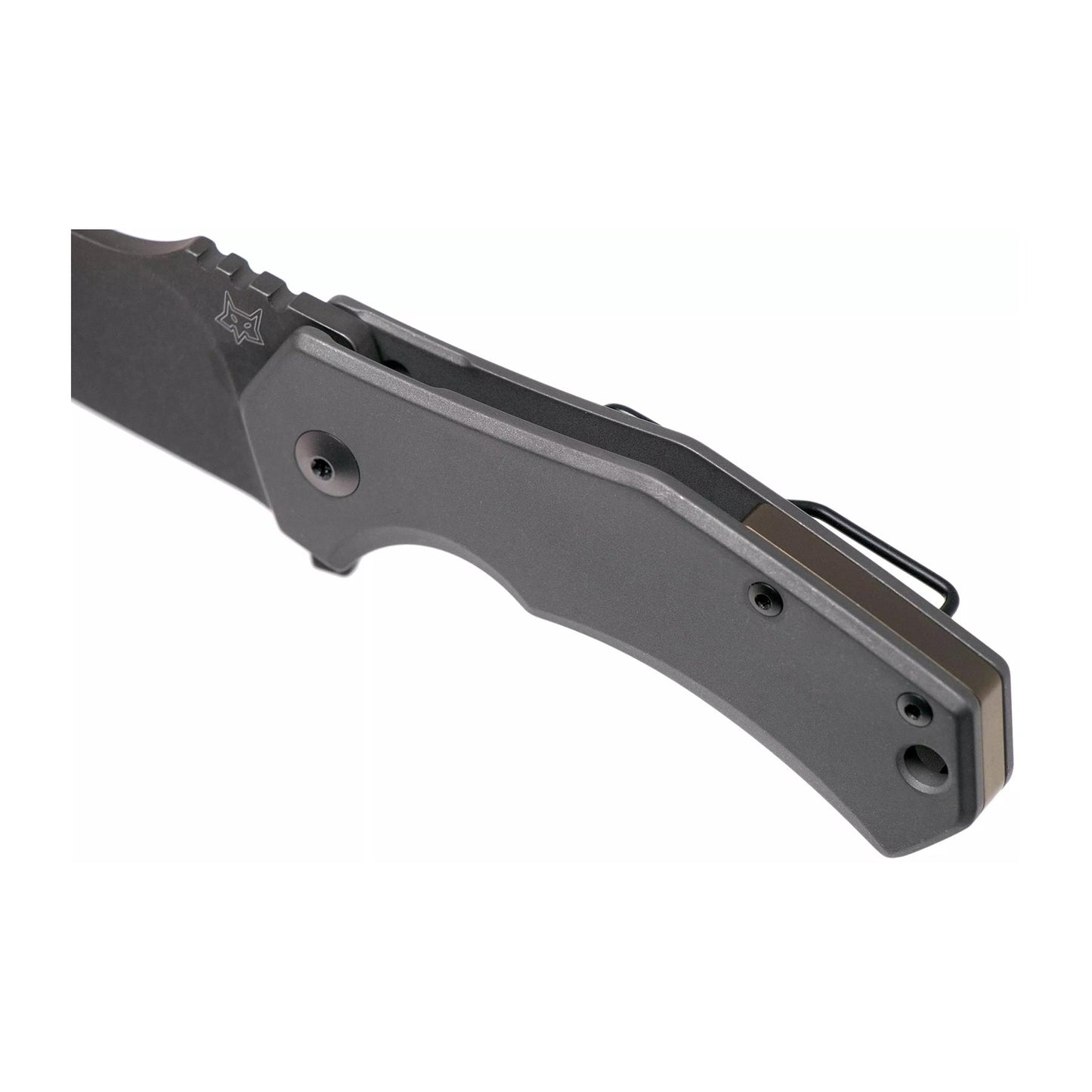 Fox Knives ITALICO atlenkiamas peilis su sheepsfoot formos geležte iš M390 plieno, kompaktiškas ir patogus.