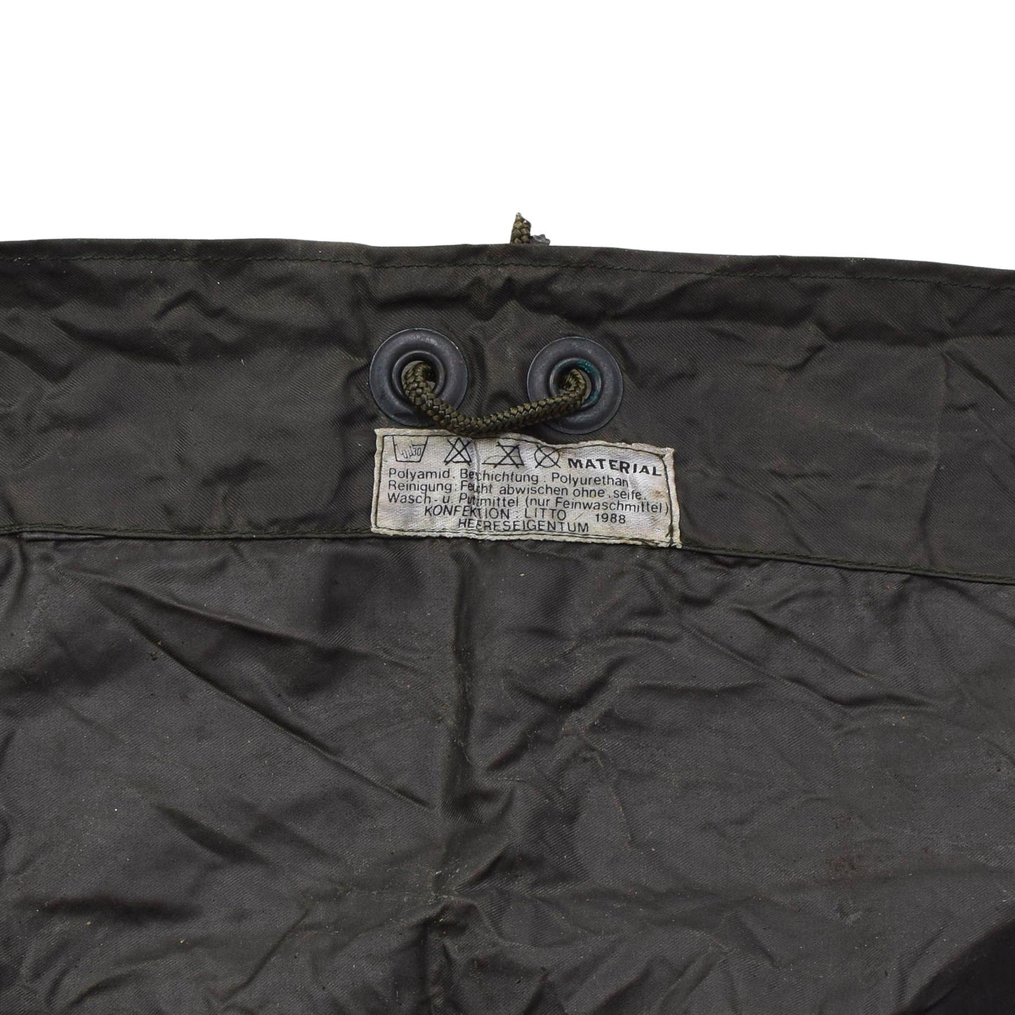 Austrijos kariuomenės karinis brezentas 320x120 cm alyvuogių