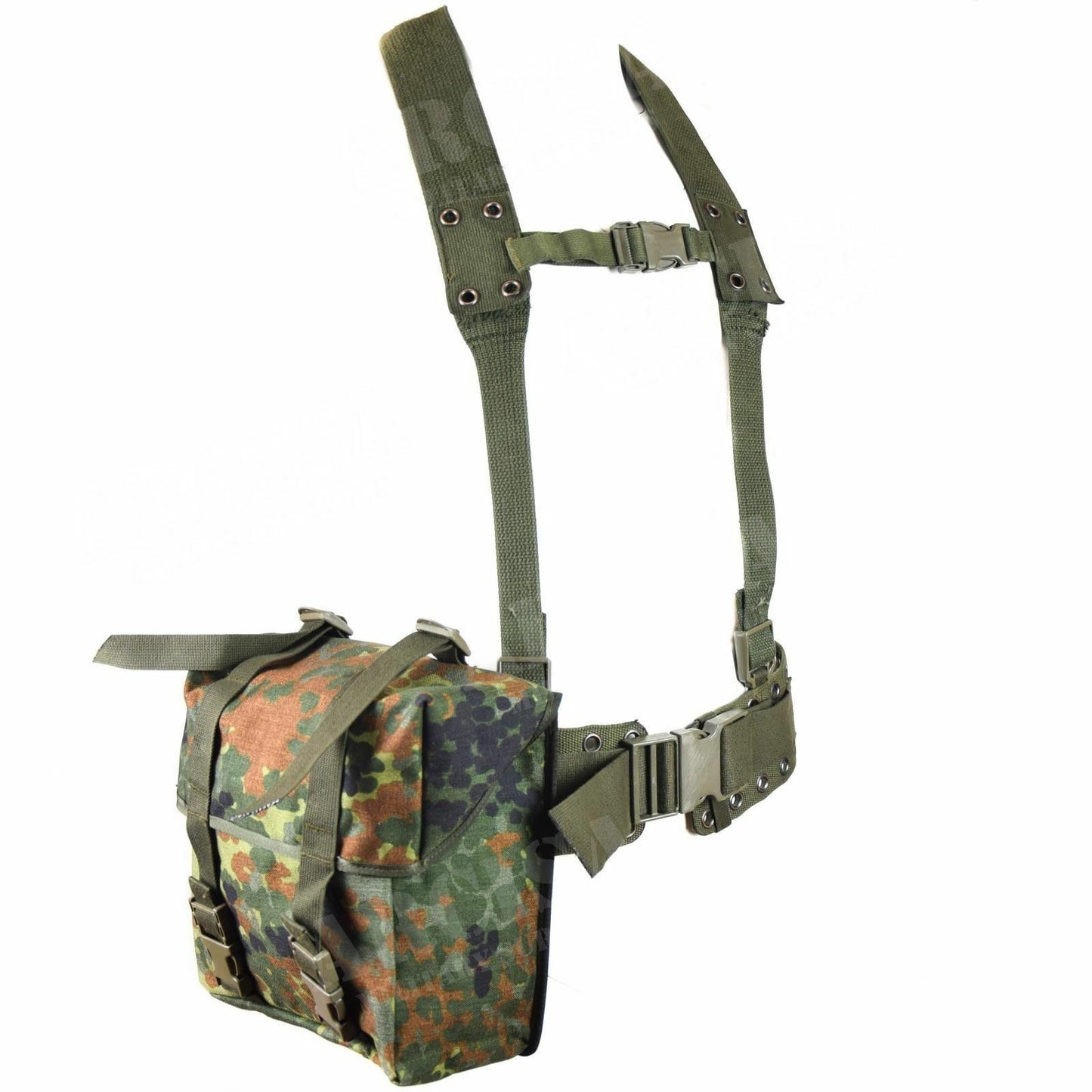 Vokietijos kariuomenės kovinės petnešos su diržu alyvuogių spalvos, pagamintos iš patvaraus Cordura Nylon.