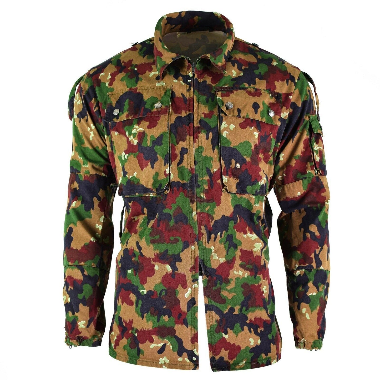 Šveicarijos kariuomenės švarkas M83 Alpenflage marginimas su camo raštu ir krūtinės kišenėmis.