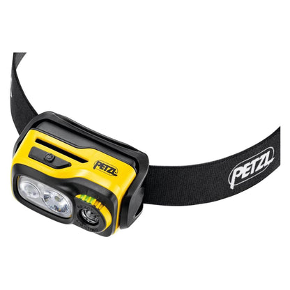 PETZL Swift RL pakraunamas prožektorius ant galvos