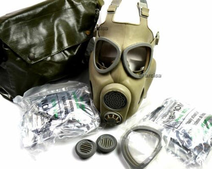 A gas mask of the Czechoslovak army during the Cold War