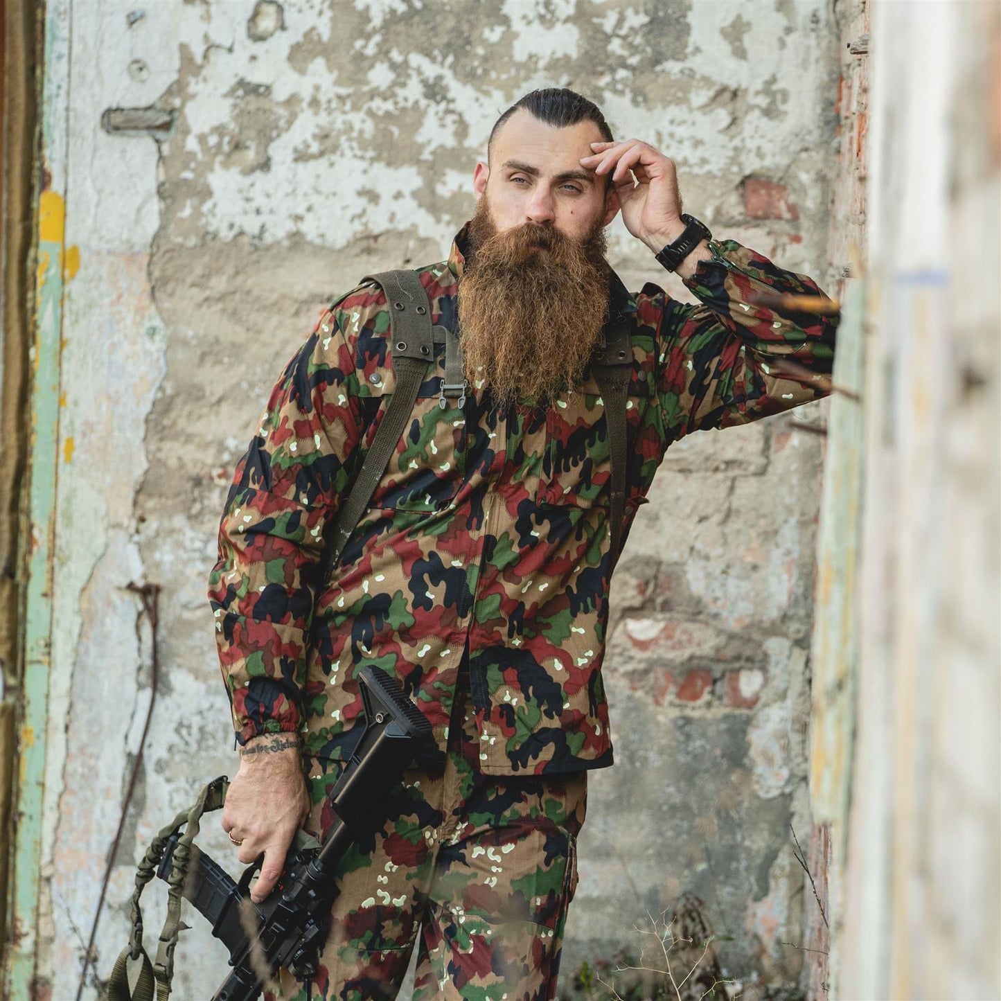 Šveicarijos Kariuomenės lauko marškiniai TAZ 83 Alpenflage marginimo