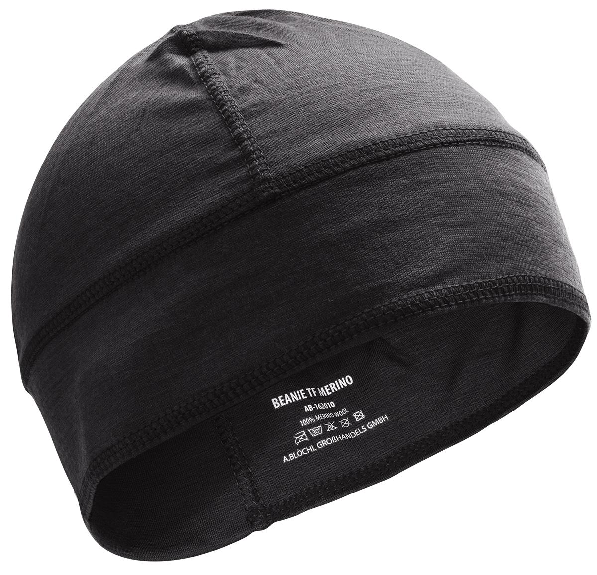 Blochl beanie style merino wool hat in black