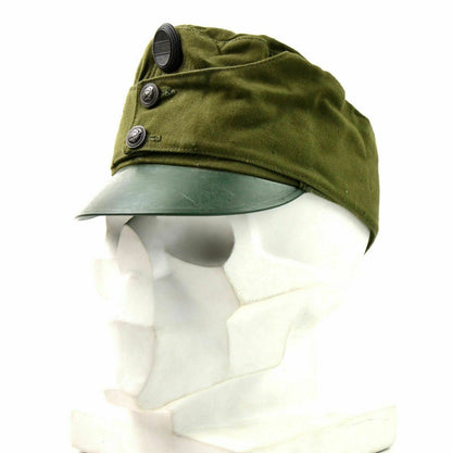 Hungarian army cap with beak and folding ear and neck protection