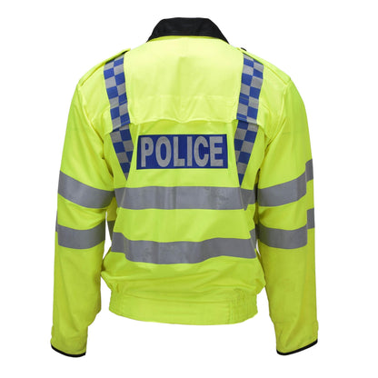 Škotijos bendruomenės savanorių šviesą atspindinti Hi-Vis striukė geltona
