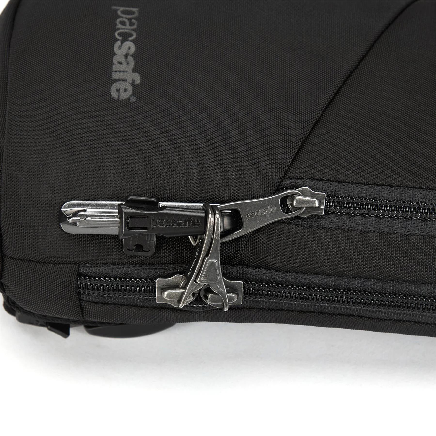Pacsafe Vibe 150 krepšelis per petį su užrakinamais užtrauktukais ir vandeniui atsparia danga.