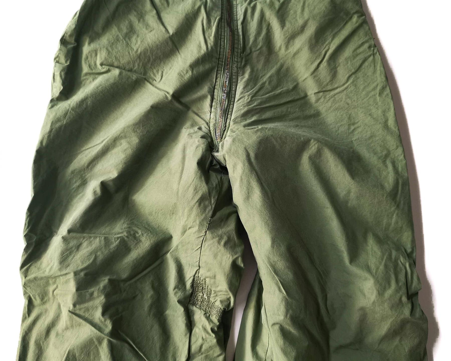 Swedish military thermal pants for cold weather Green