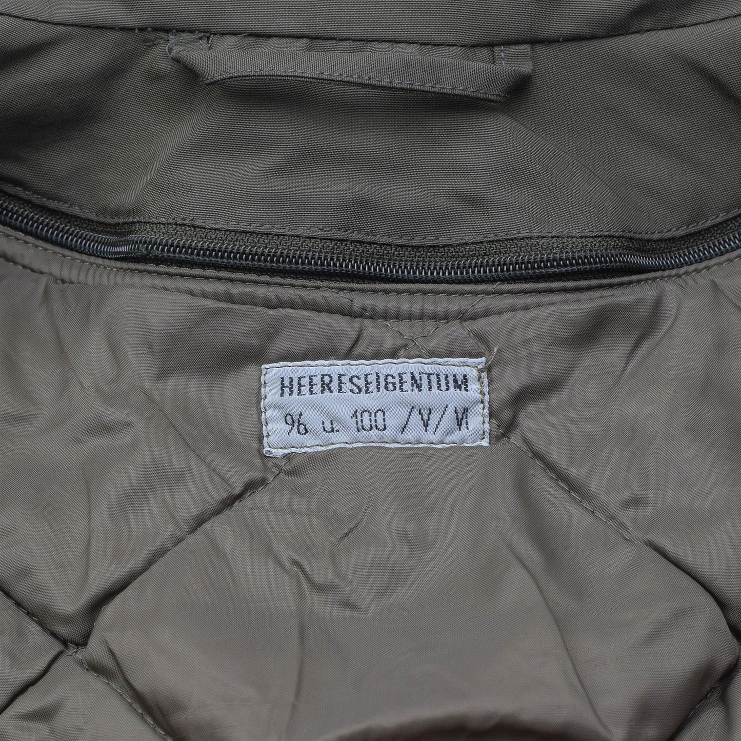 Austrian army Gore-Tex jacket with lining Olive