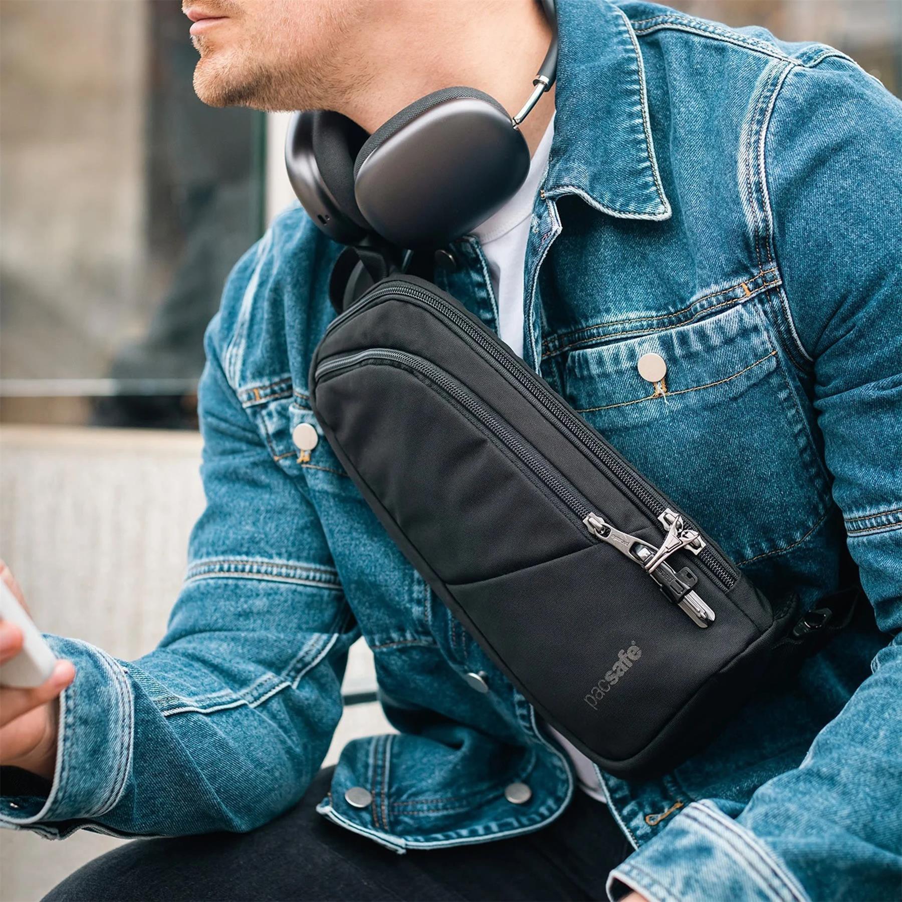 Pacsafe Vibe 150 krepšelis per petį su užrakinamais užtrauktukais, juodas, apsauga nuo vagysčių ir vandeniui atsparus.