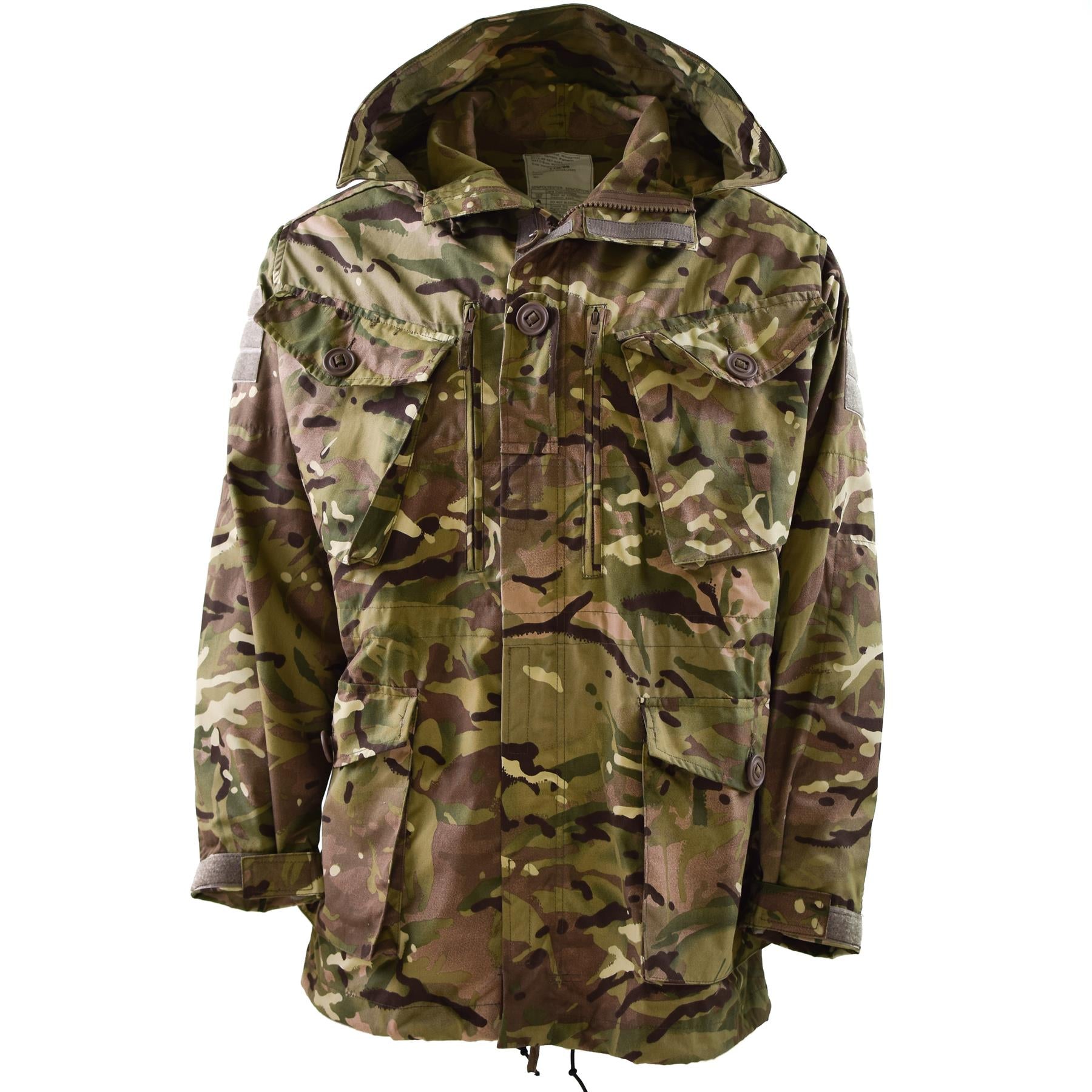 Britanijos kariuomenės MTP Smock lauko striukė su gobtuvu, camo, reguliuojamu juosmeniu ir kišenėmis.