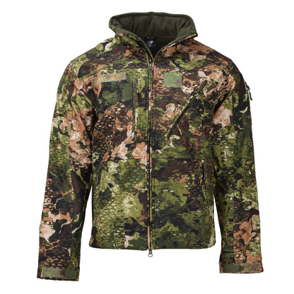 Vyrų taktinė striukė softshell su kapišonu, neperšlampama ir kamufliažinė medžiaga, su kišenėmis.