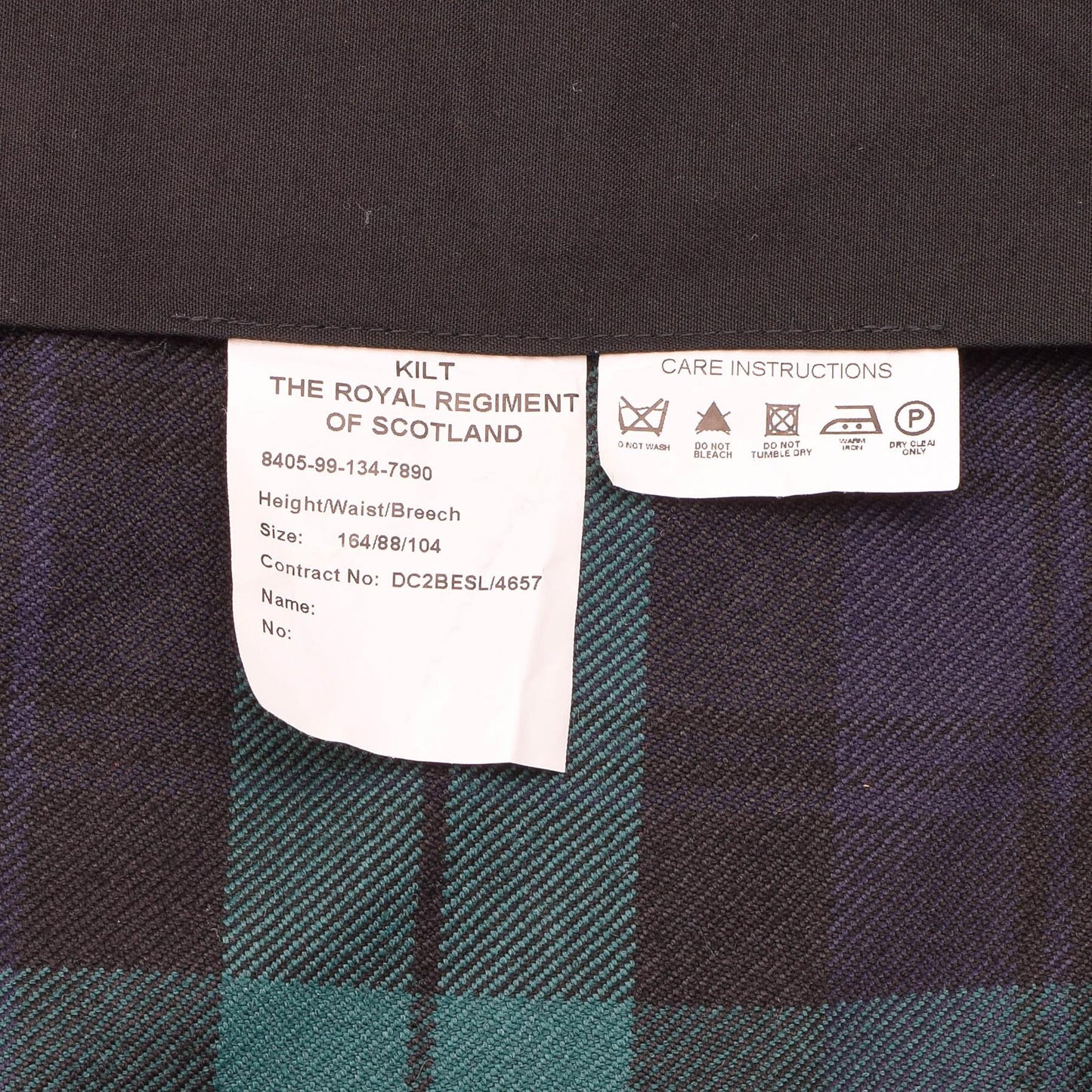 The Scottish Army wool comes from the Royal Regiment with pleats