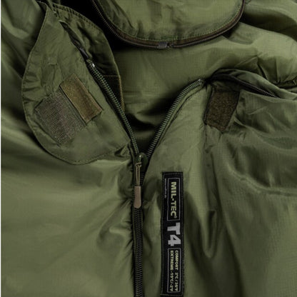 MIL-TEC TACTICAL 4 miegmaišis su Teflono danga, patvarus ir komfortiškas stovyklavimui su užtrauktuku ir kišene.