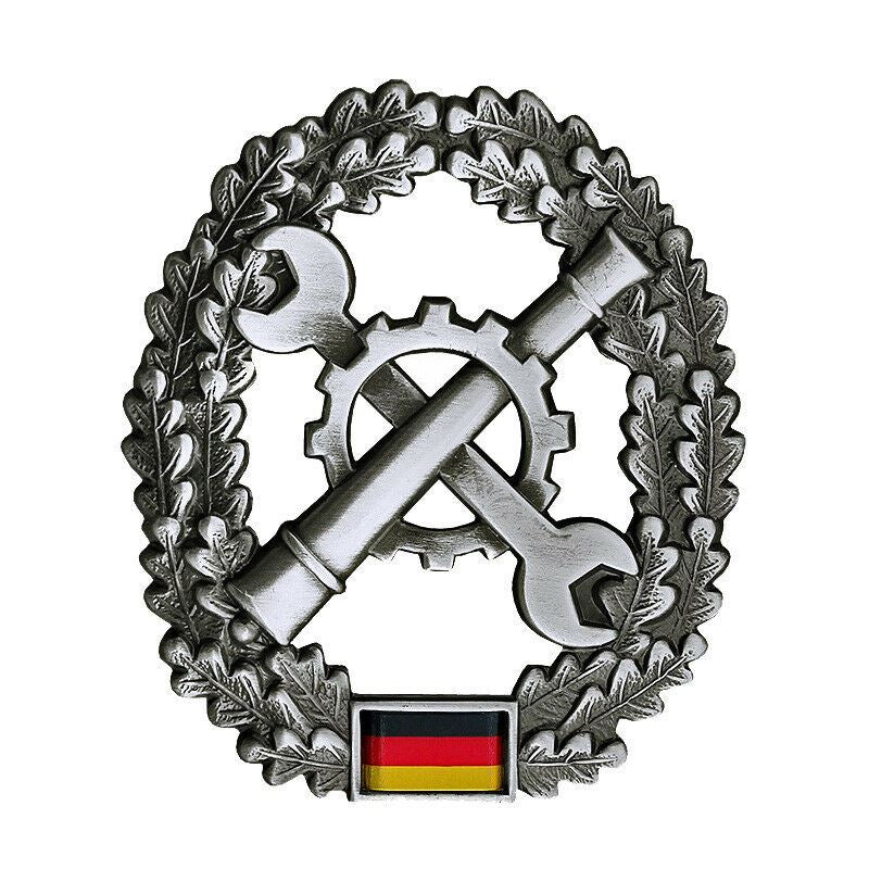 German army metal badge "Mechanic"