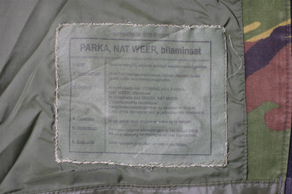 Nyderlandų kariuomenės GoreTex parka neperšlampamas švarkas DPM marginimo su originalia priežiūros etikete.